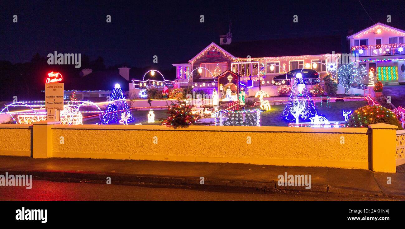 house with Christmas lights Stock Photo Alamy