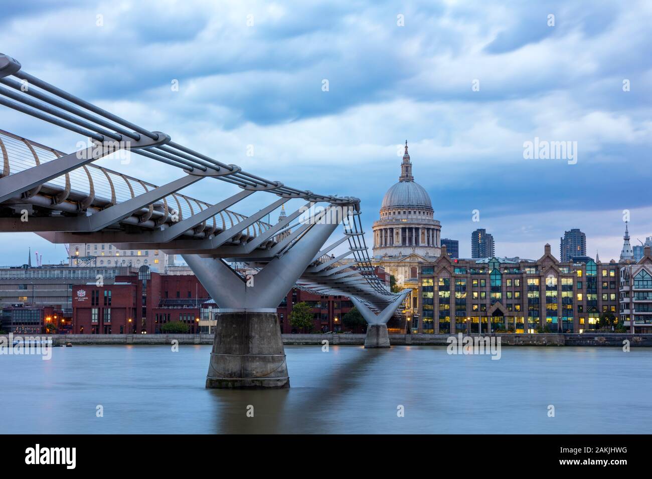 Millennium Bridge and dome of St Paul's Cathedral across River Thames, London, England, UK Stock Photo