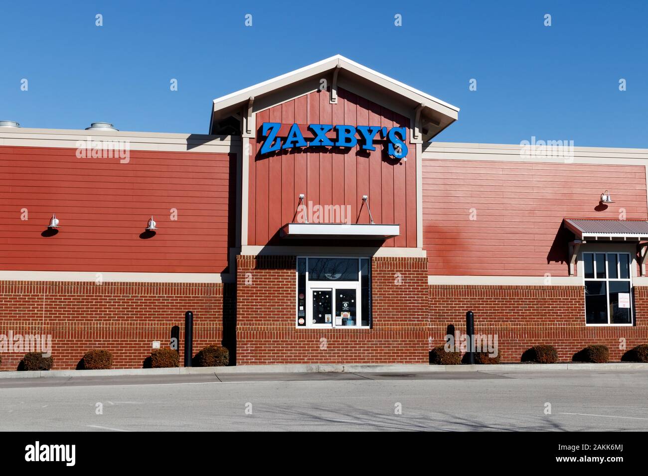 Indianapolis Circa January 2020 Zaxby's Chicken restaurant drive