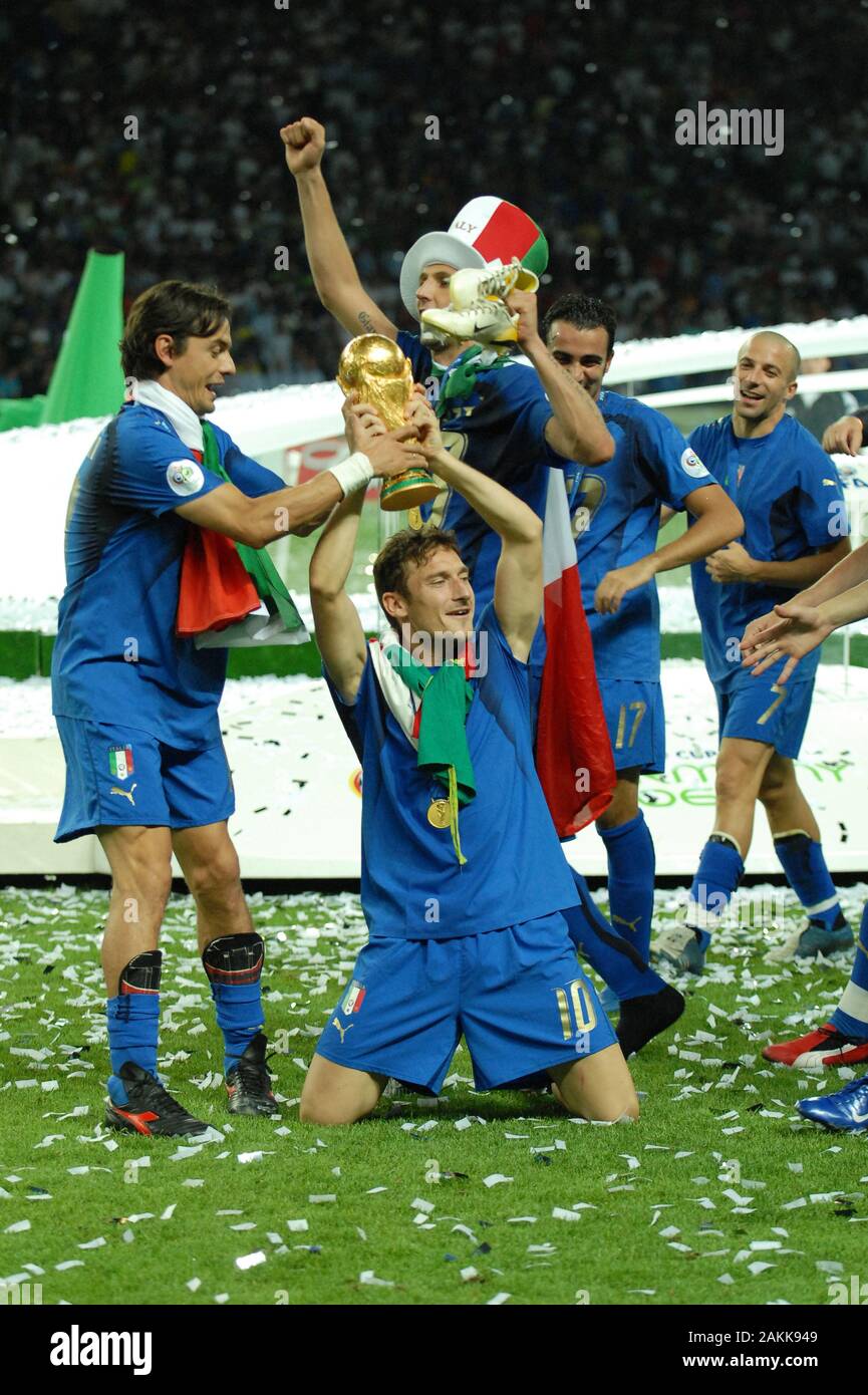 Médaille Finale FIFA World Cup Germany 2006 Italie Cannavaro Gros Pirlo