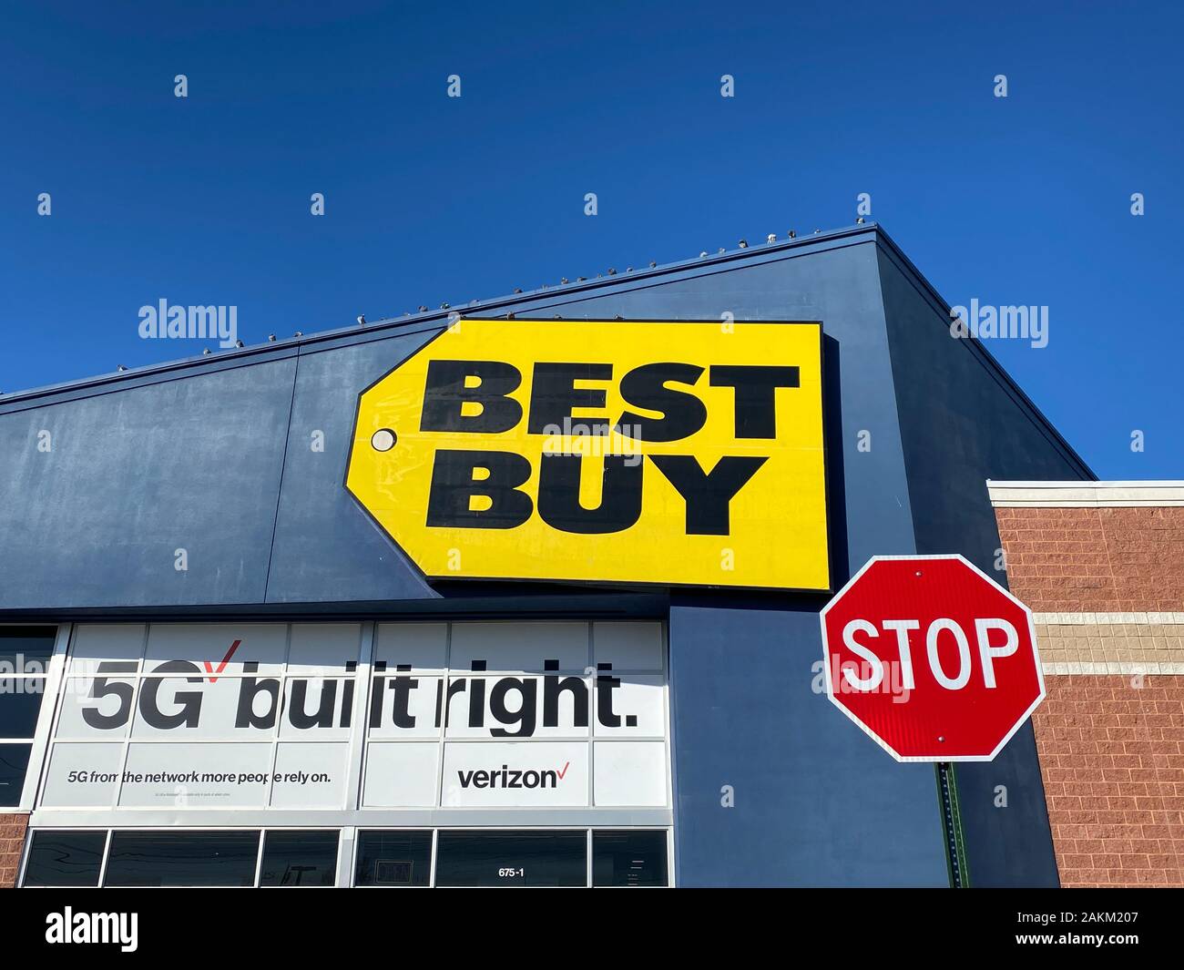 ISELIN, NEW JERSEY / UNITED STATES - January 9, 2020: A view of the Best Buy sign on Route 1 taken on a crisp winter day Stock Photo