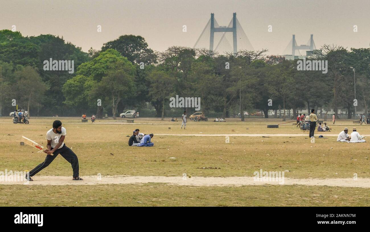 KOLKATA,WEST BENGAL/INDIA-MARCH 15 2018:Cricketers train at Calcutta cricket coaching centre,Dhakuria, Lake Club, Dhakuria. Stock Photo