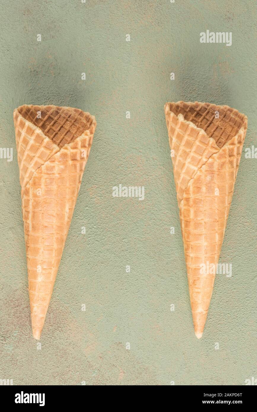 Empty ice cream cones hires stock photography and images Alamy