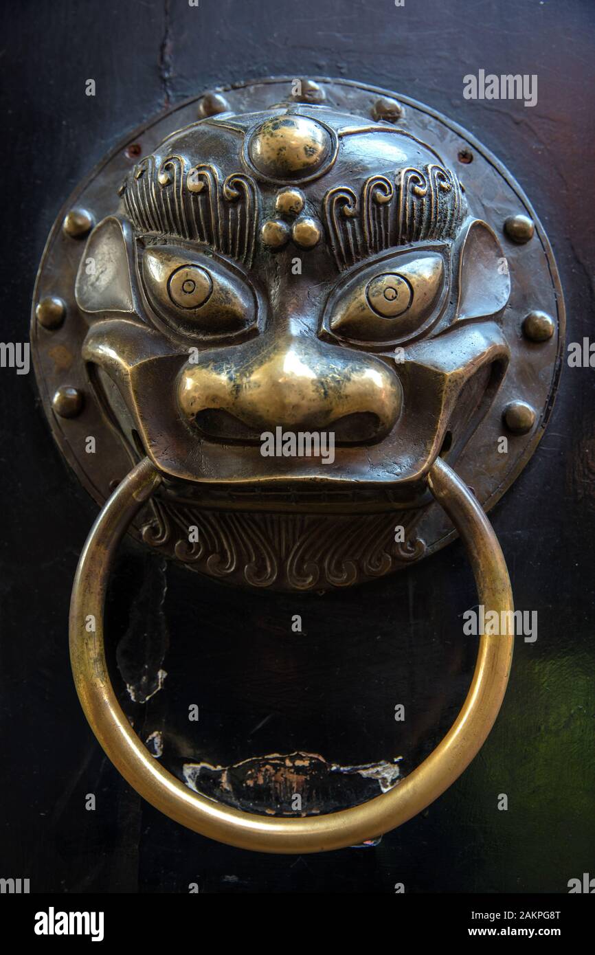 Metal door knocker closeup Stock Photo Alamy