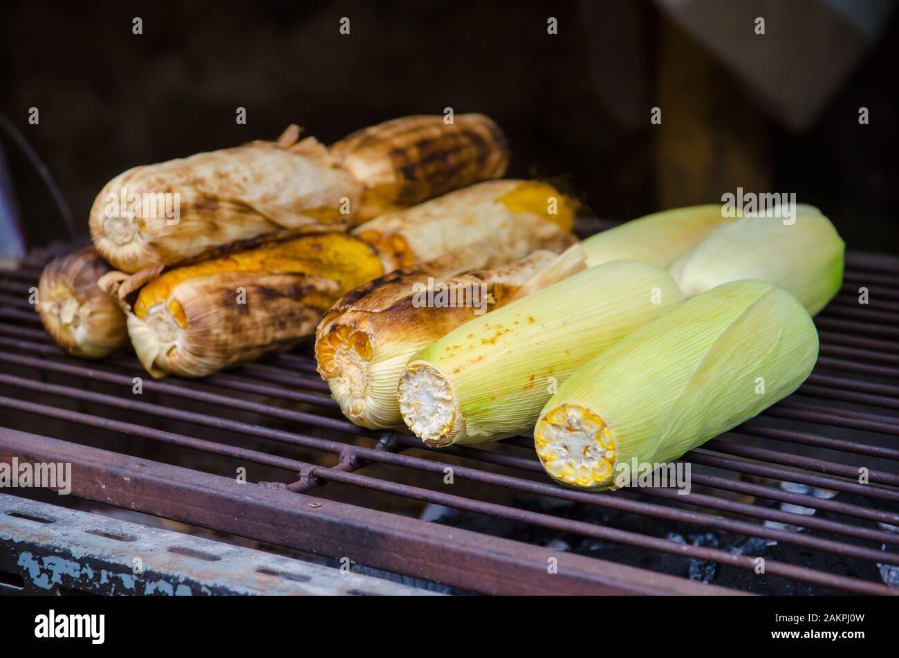 corn grills on stove Stock Photo Alamy