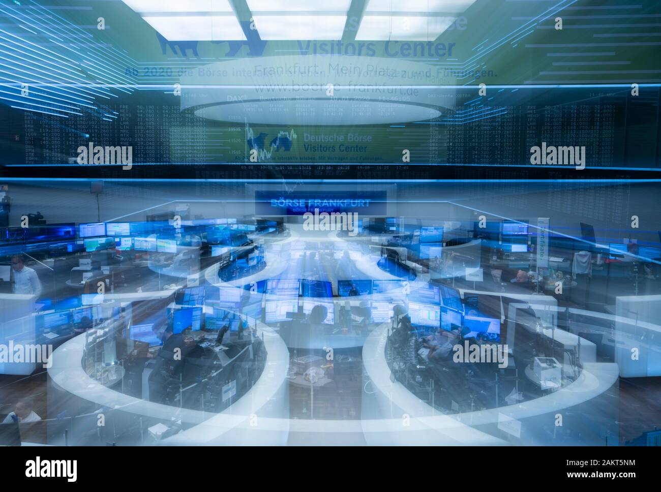 10 January 2020, Hessen, Frankfurt/Main: Stock traders follow the development of the DAX (inclusion with zoom effect). The Deutsche Aktien-Index had a positive start to the day and is taking another step towards a record high. Photo: Boris Roessler/dpa Stock Photo