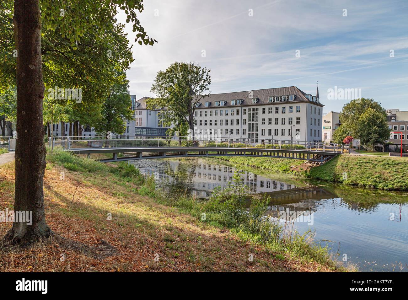 Moers - View to Rearside of Townhall with iron pedestrian bridge, North Rhine Westphalia, Germany, Moers, 26.08.2018 Stock Photo