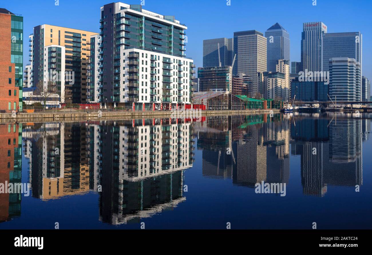 2005 panoramic image london docklands canary wharf england uk Stock ...