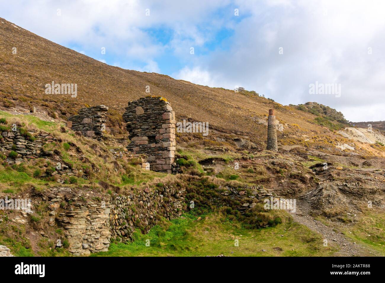 Old mine buildings in the Trevellas Valley near St Agnes, Cornwall,UK. Stock Photo