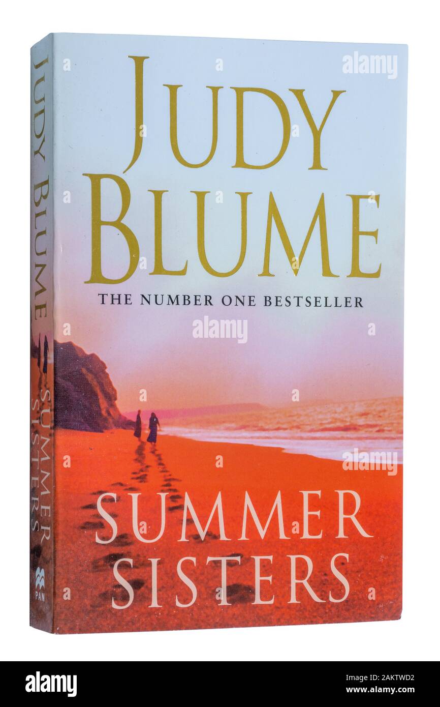 Summer sisters, novel by Judy Blume. Paperback book Stock Photo