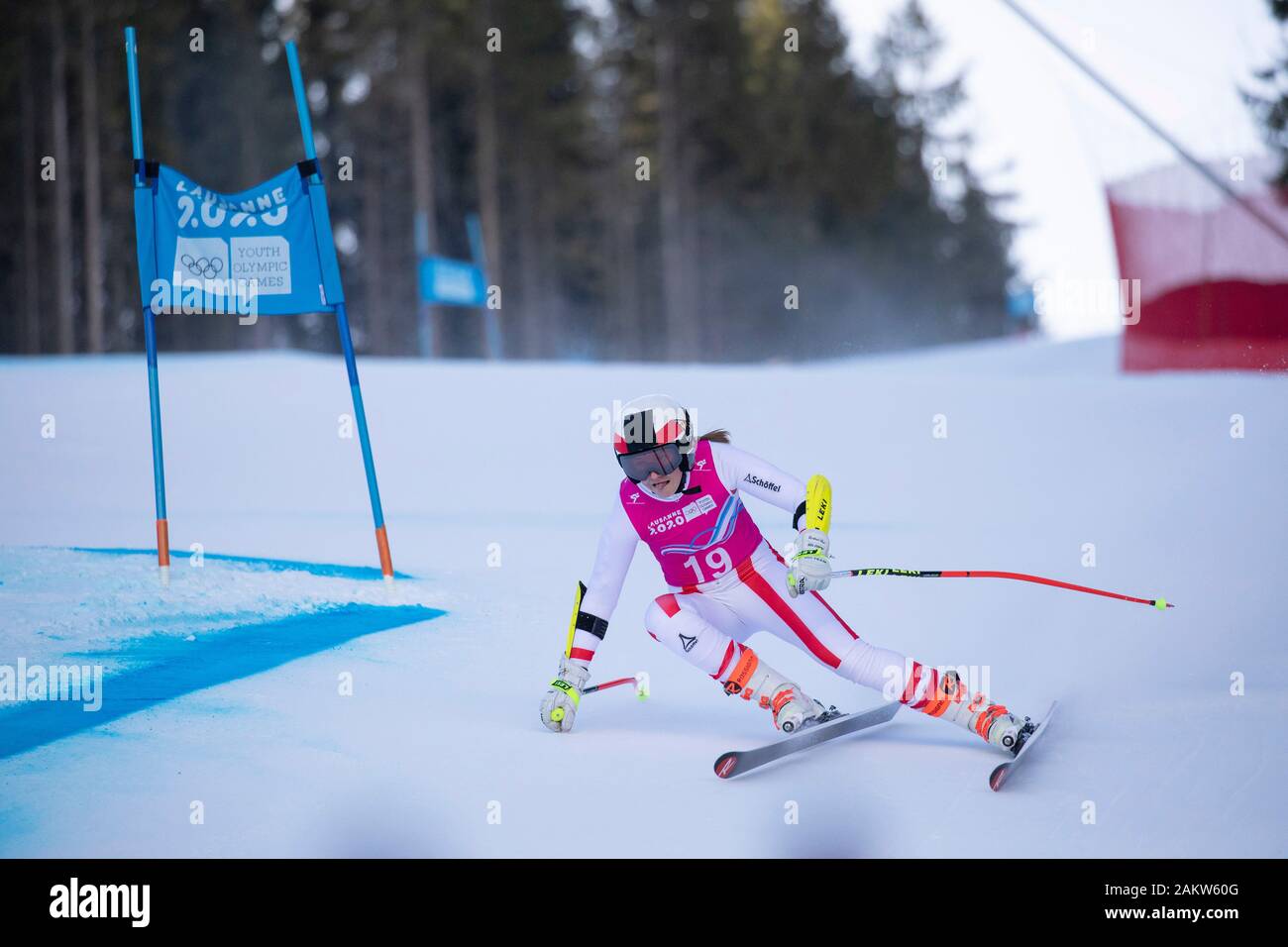 Alpine skier, Teresa Fritzenwallner, AUT, competes in the Lausanne 2020 Women's Super G Downhill Skiing At Les Diablerets Alpine Centre In Switzerland Stock Photo