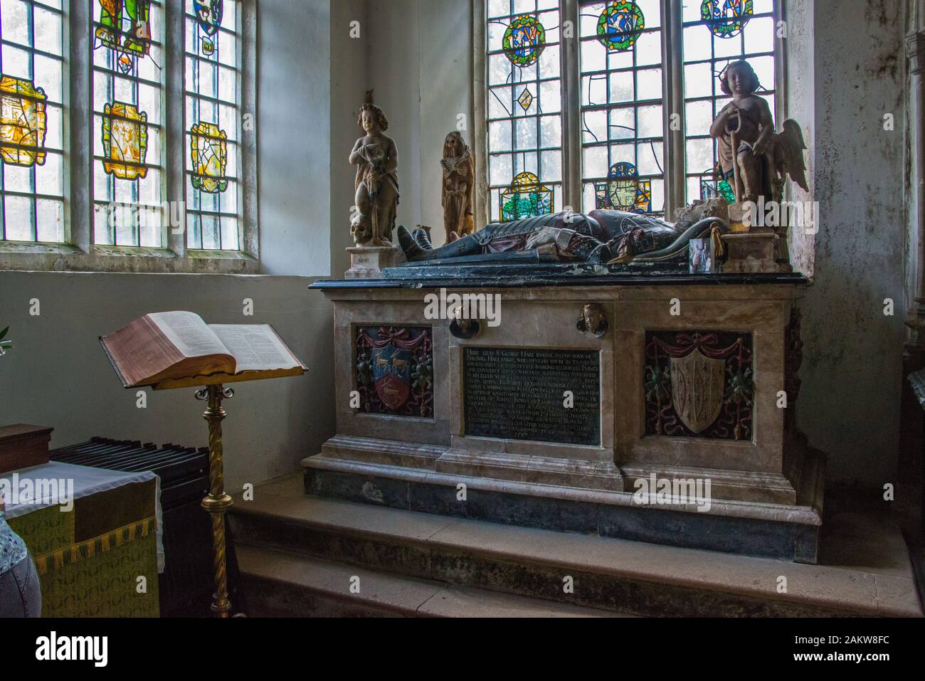The tomb of Sir George Hart, St Botolphs church,Lullingstone castle.Kent. Stock Photo