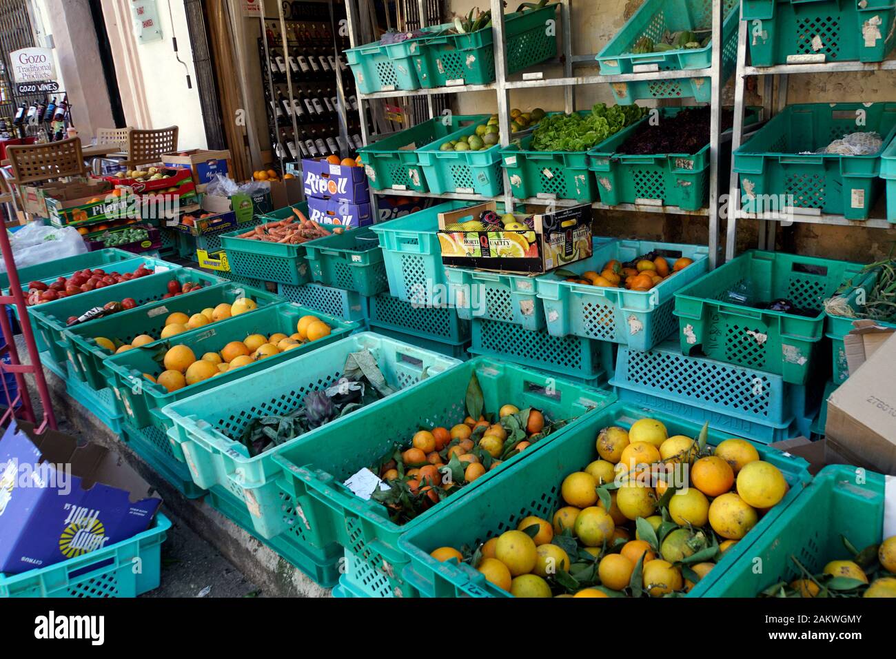 Marktstand mit Obst und Gemüse aus heimischer Landwirtschaft, Victoria, maltesisch Ir-Rabat Ghawdex, Gozo, Malta Stock Photo