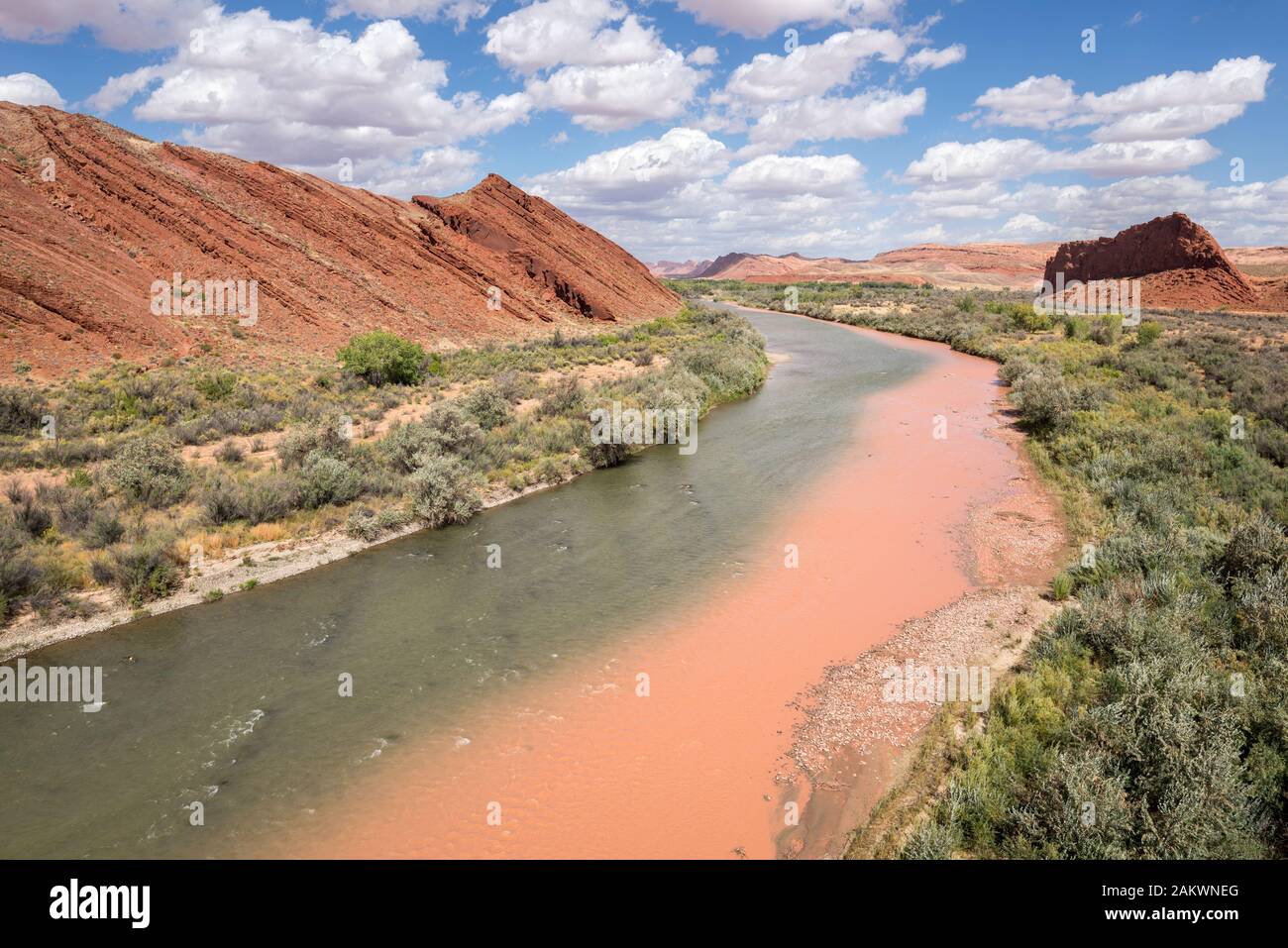Mixing waters below the confluence of Chinle Wash and the San Juan