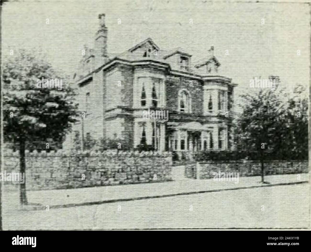 O facing hi-res stock photography and images - Page 11 - Alamy