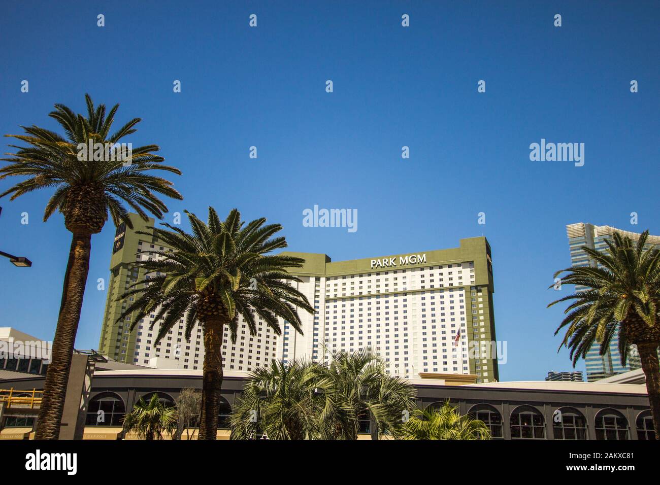 Monte carlo resort las vegas hi-res stock photography and images - Alamy