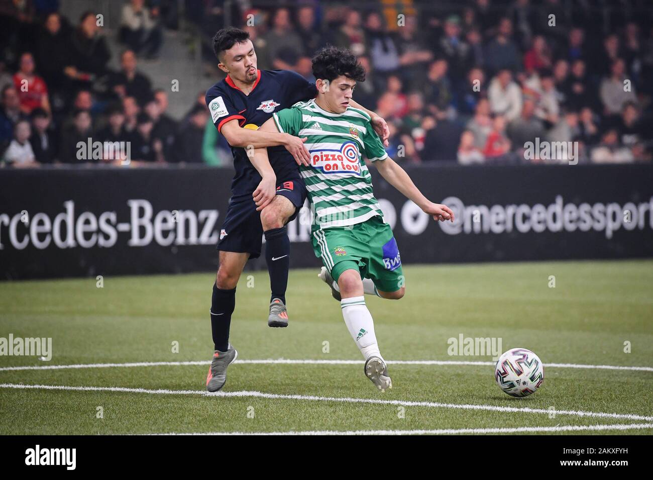 Sindelfingen, Deutschland. 05th Jan, 2020. Oliver Bias (RB Leipzig),  Mustafa Kocyigit (Rapid Vienna). GES/Fussball/Mercedes-Benz JuniorCup 2020,  January 5th, 2020 Football/Soccer: Mercedes-Benz JuniorCup 2020,  Sindelfingen, January 5, 2020 | usage ...