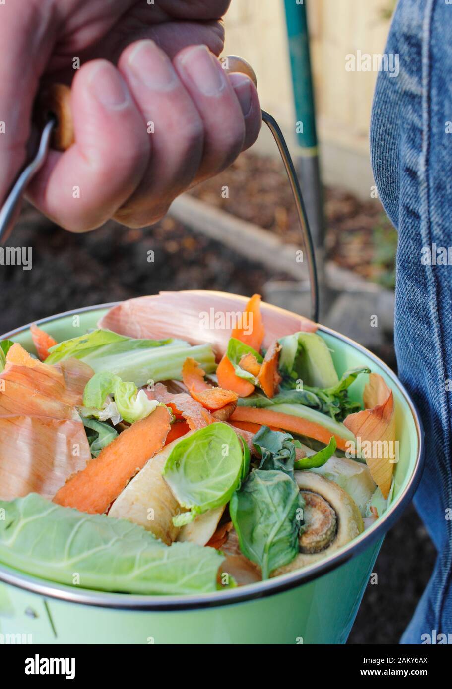 Vegetable peelings hires stock photography and images Alamy