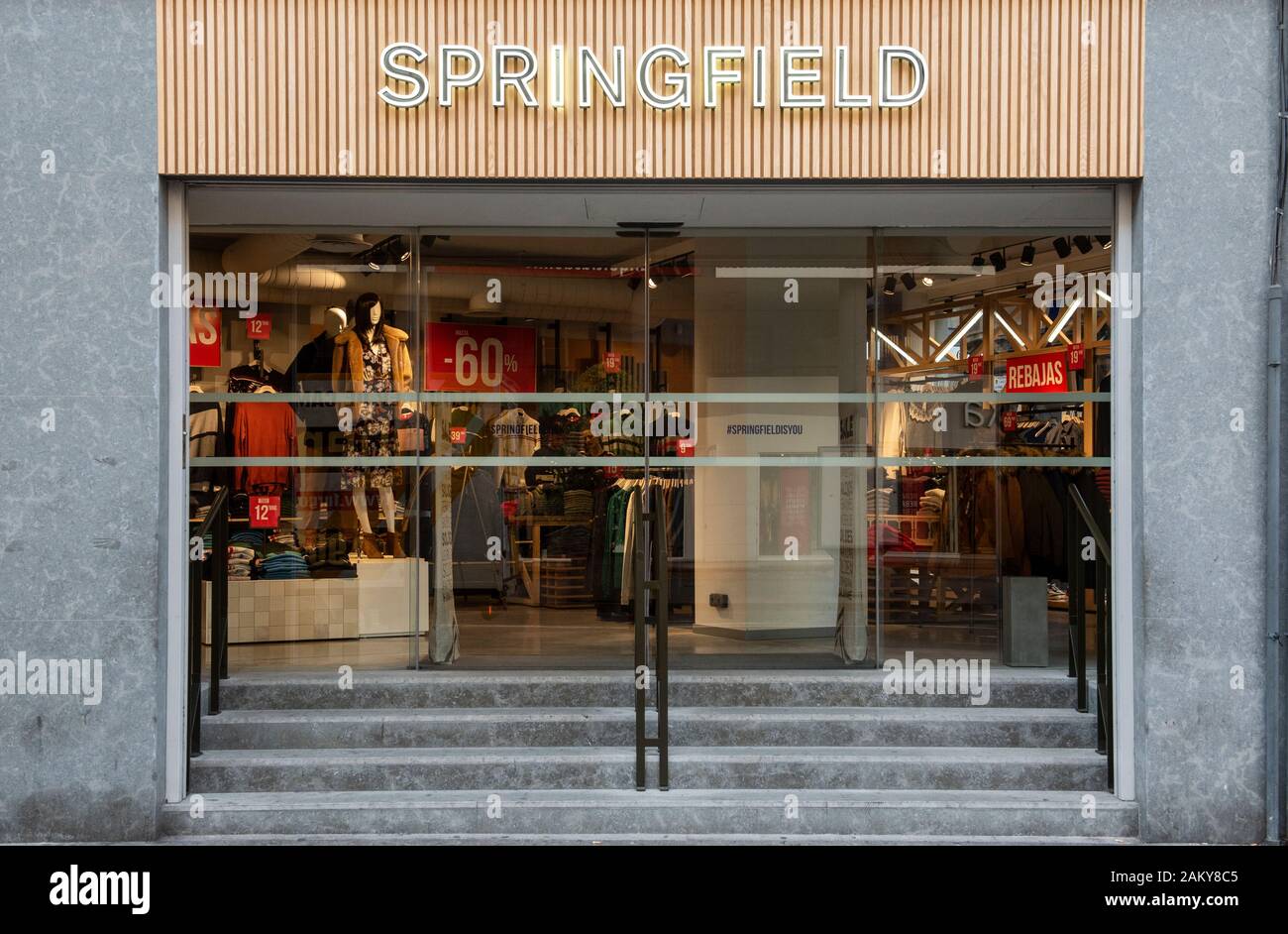 Wederzijds Plagen Afgeschaft One of the leading Spanish fashion retailers brand owned by Tendam,  Springfield, store seen in Spain Stock Photo - Alamy