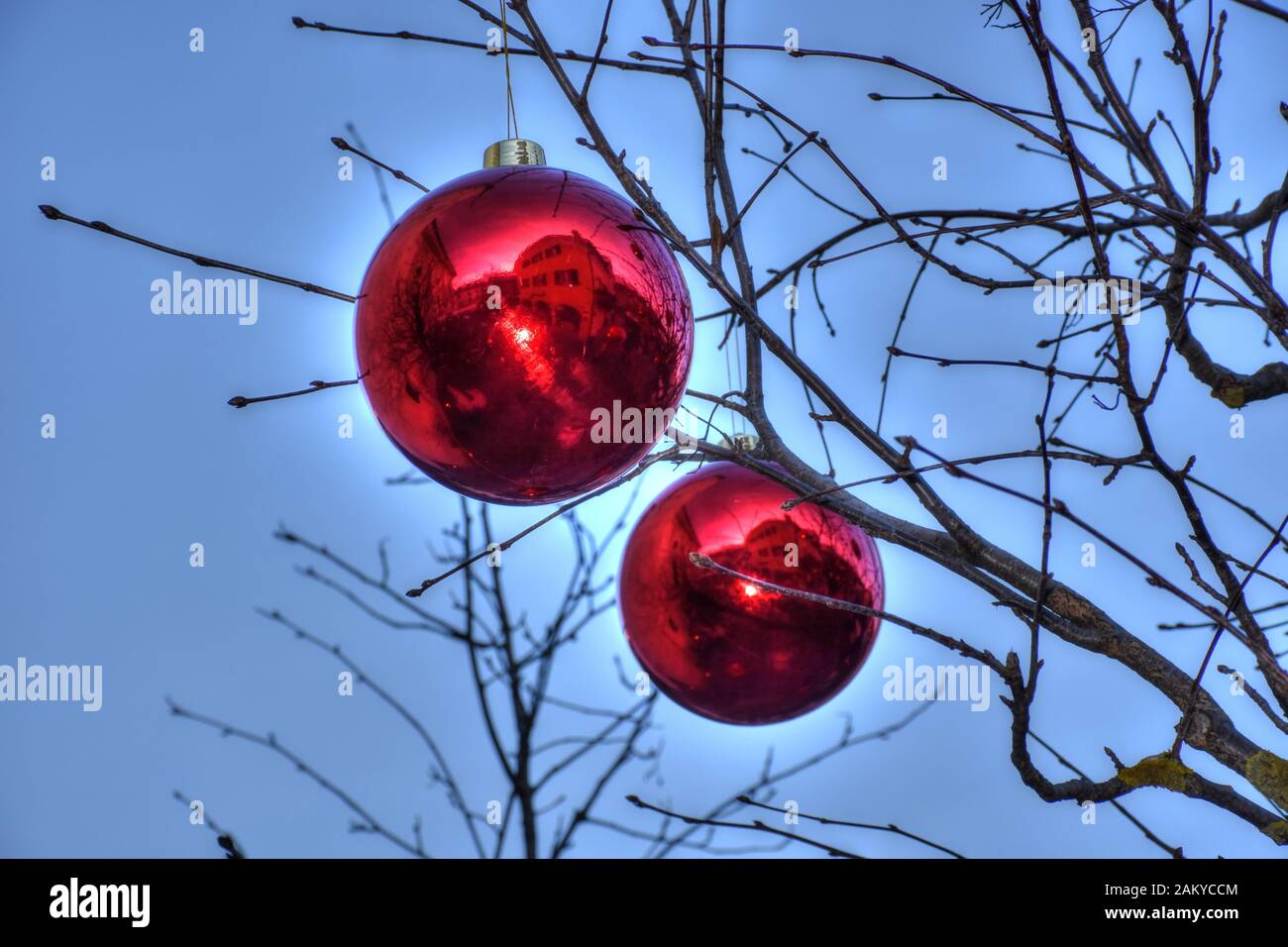 Christbaumkugeln High Resolution Stock Photography and Images - Alamy