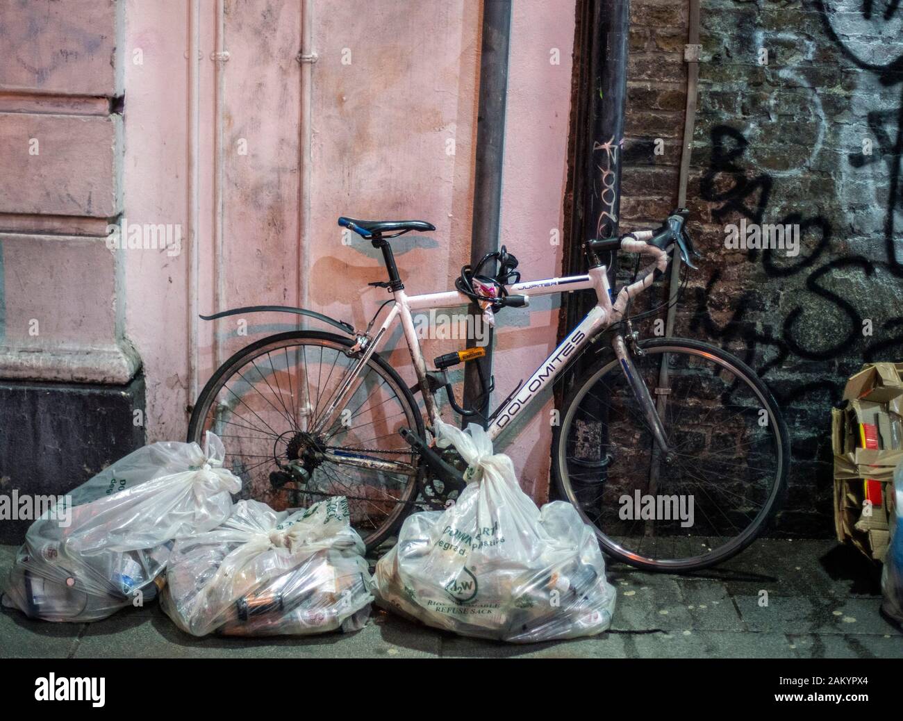 Aginst the wall hi-res stock photography and images - Alamy