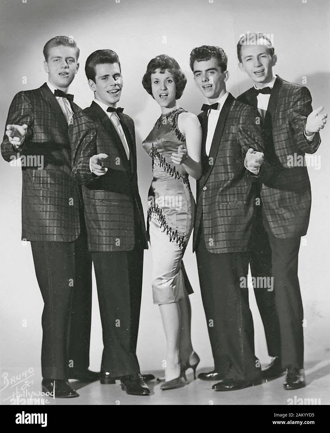 THE SKYLINERS Promotional photo of American vocal group with Janet ...