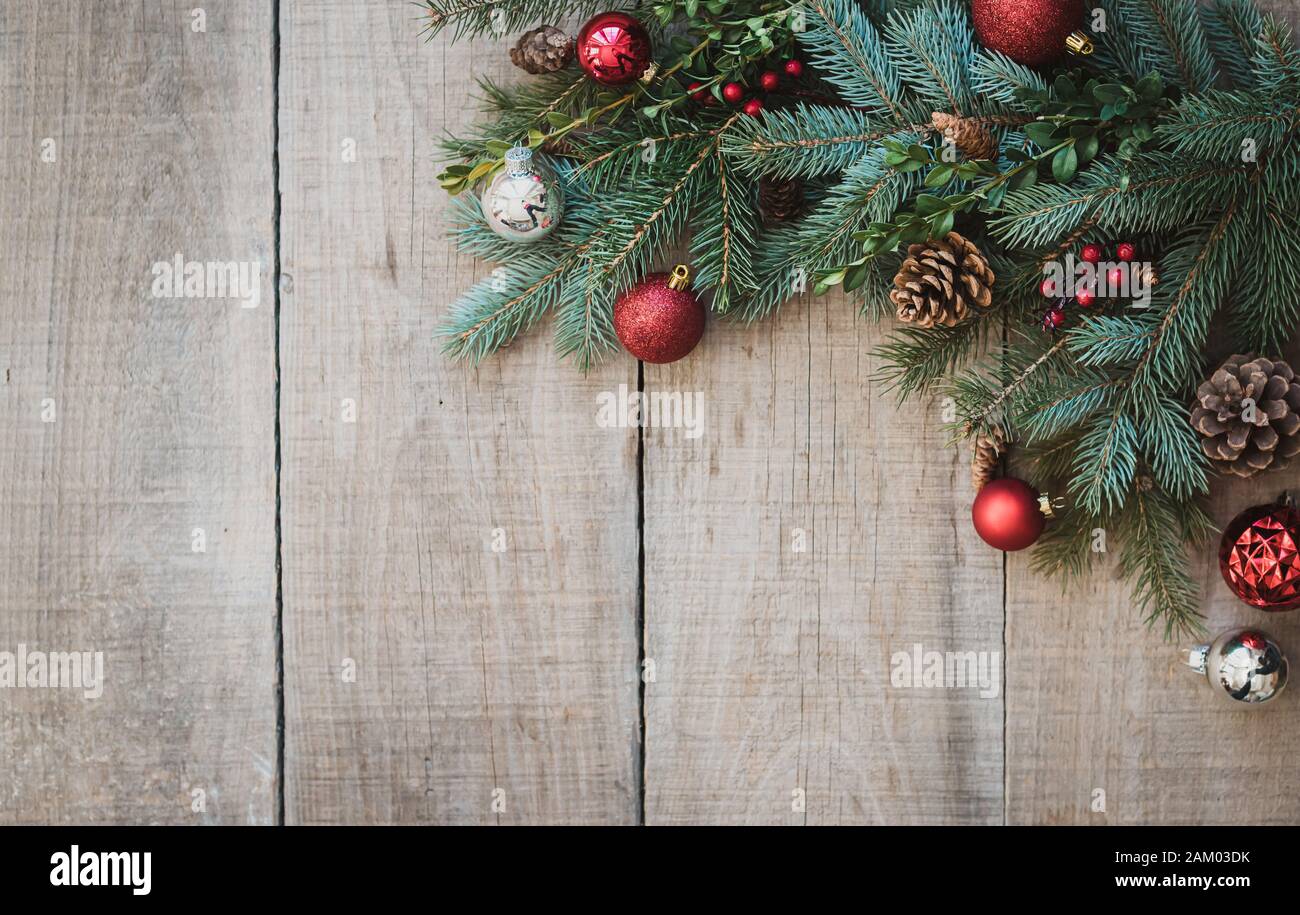 Christmas greenery hi-res stock photography and images - Alamy