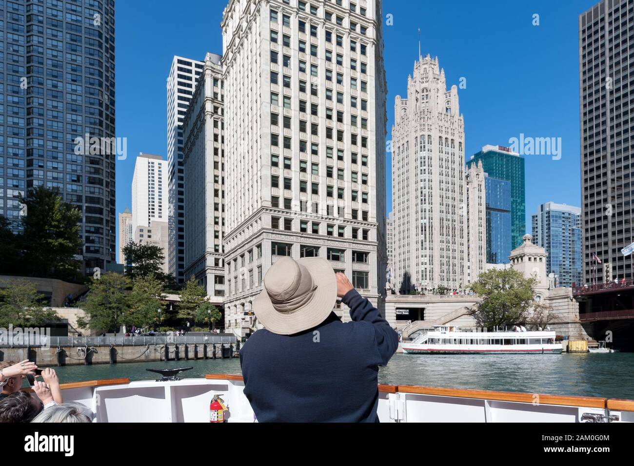 Chicago Architectural Boat Tour - Chicago Architectural Boat Tour 0160 2AM0G0M