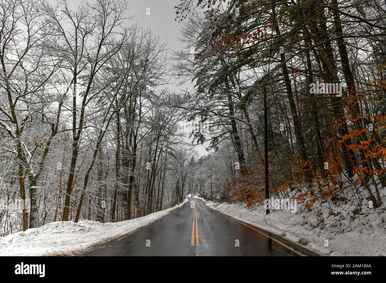 Hill bridge new hampshire hi-res stock photography and images - Alamy