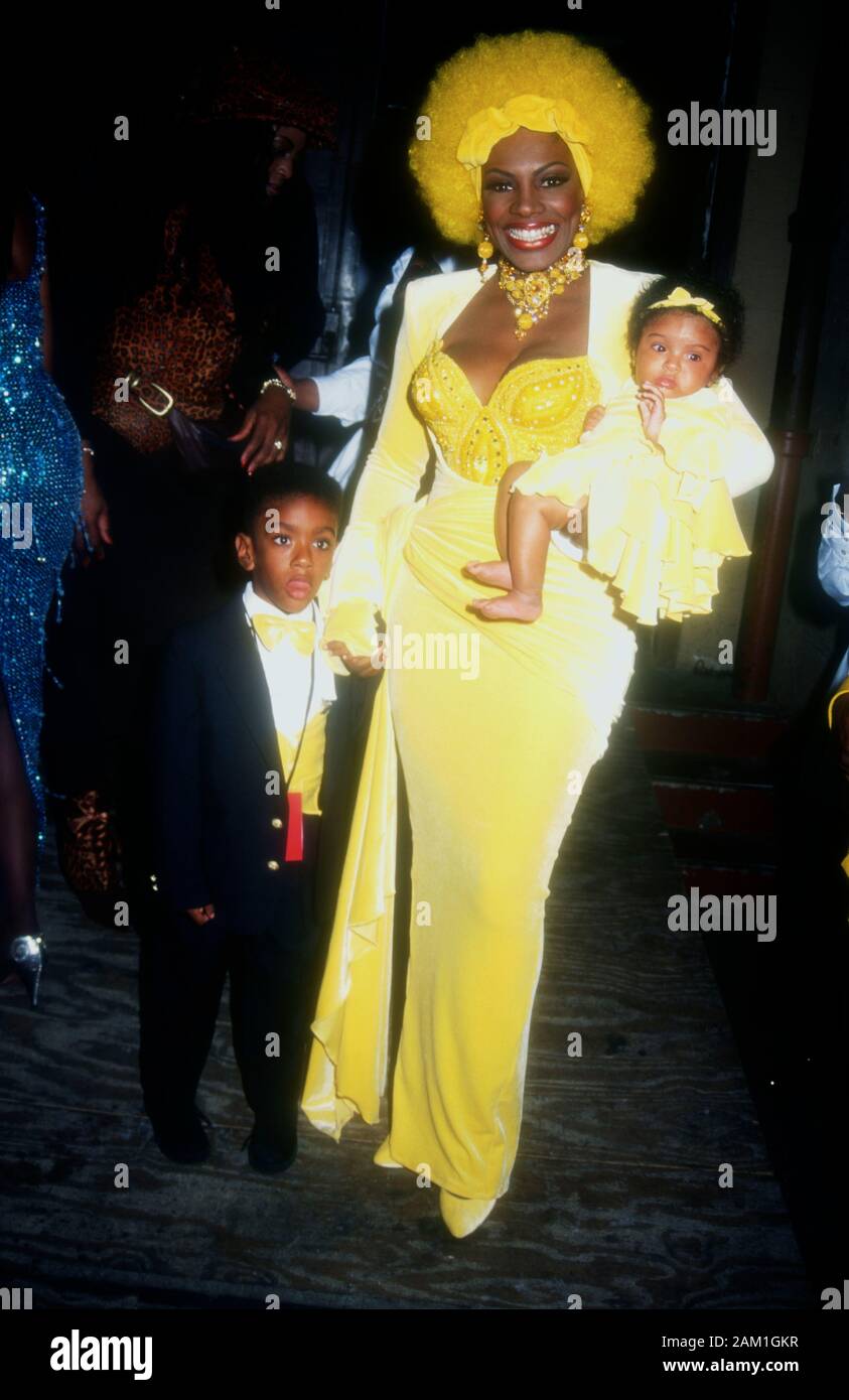 Sheryl lee ralph son etienne hi-res stock photography and images - Alamy