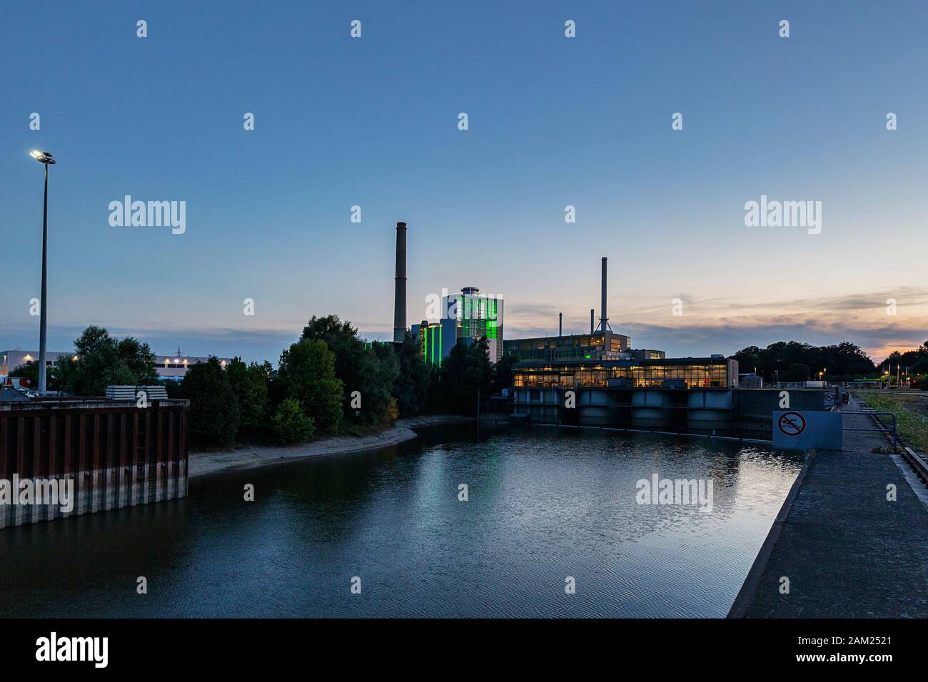 Duesseldorf - View to the Lausward, a plant with gas and steam turbine ...