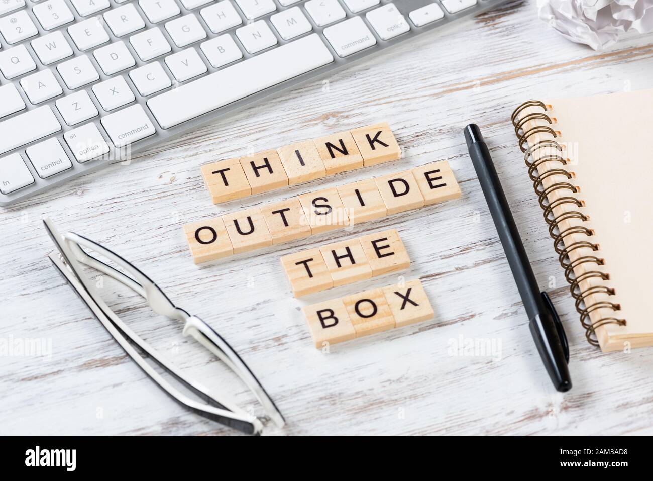 Think outside box phrase hi-res stock photography and images - Alamy