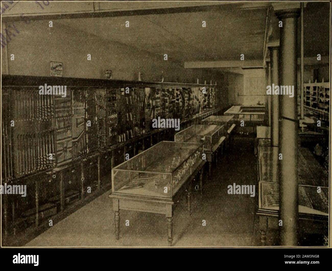 Hardware merchandising January-June 1897 . a-terial was put out of equilibrium, so that after carefulinvestigation we find that the idea is to use as littleheat as possible in putting the quantity of material orbody out of equilibrium ; that is, use our coal or fuelto the greatest advantage and consequently curtailexpenses. Now, as we observe by the steam engines of themost modern design, we do not get more than be-tween 10 to 15 per cent, of efficiency out of thefuel that is consumed, there is an enormous con-stant expense due to the wasted heat. The thermo-electric pipe, when used for the pr Stock Photo