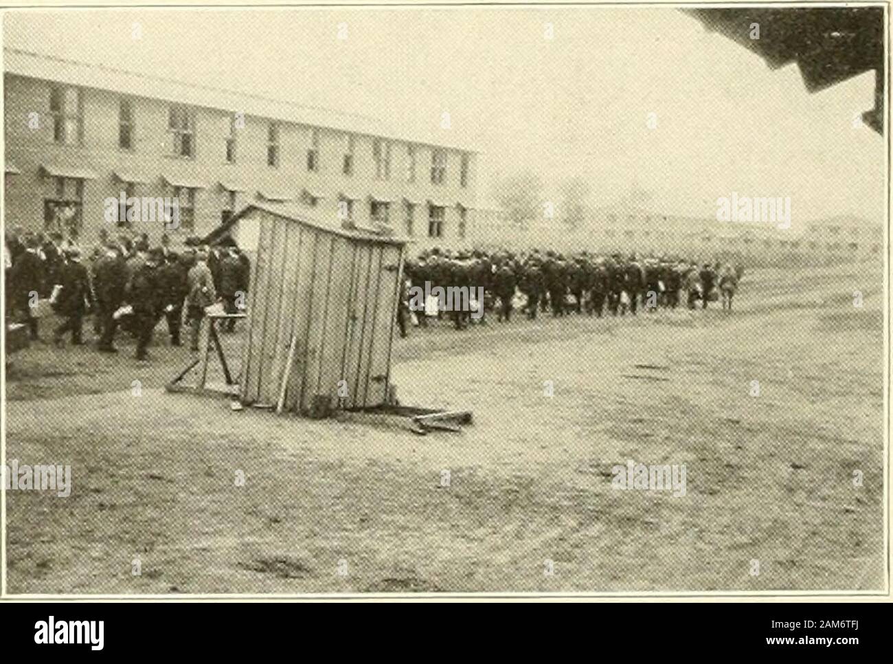 331st field artillery, United States army, 1917-1919 . Recruits passing D Barrackspictured fanciful scenes of the future,would report for service with the 33] ind speculated as to the types of men who 1 IF EARLY TRAINING It was September 8th whenthe first quota of men ar-rived. The men were drawnfrom the State of Wisconsin,but various counties wereassigned to the different or-ganizations. Battery Awas made up of- men fromFond du Lac County; Battery!B of men from Dodge andOutagamie Counties; BatteryC from Columbia andWashington Counties; Battery D from Adams, Sauk, Wau-shara and Marquette Cotin Stock Photo