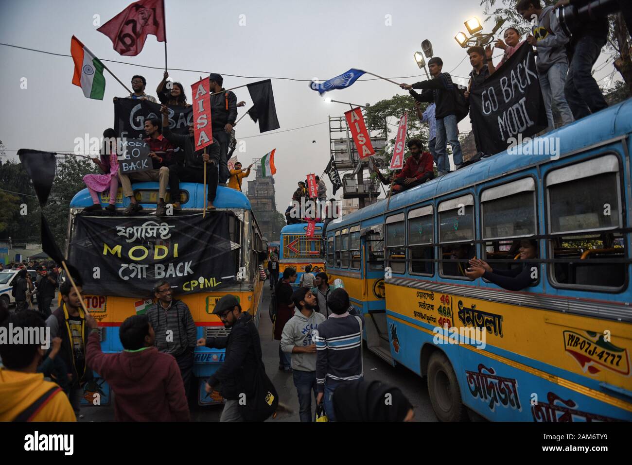 Kolkata, India. 11th Jan, 2019. Protesters shout slogans during the demonstration.Demonstration against the visit of India's Prime Minister Narendra Modi and also against (Citizenship Amendment Bill) or CAB which grants Indian citizenship to non-Muslims of Afghanistan, Pakistan and Bangladesh that was passed by the Indian Government in December 2019 and has created violence, strike and protest all over the India. Credit: Avishek Das/SOPA Images/ZUMA Wire/Alamy Live News Stock Photo