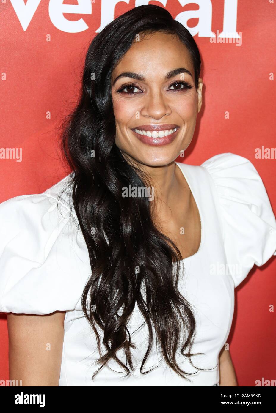 PASADENA, LOS ANGELES, CALIFORNIA, USA - JANUARY 11: Rosario Dawson