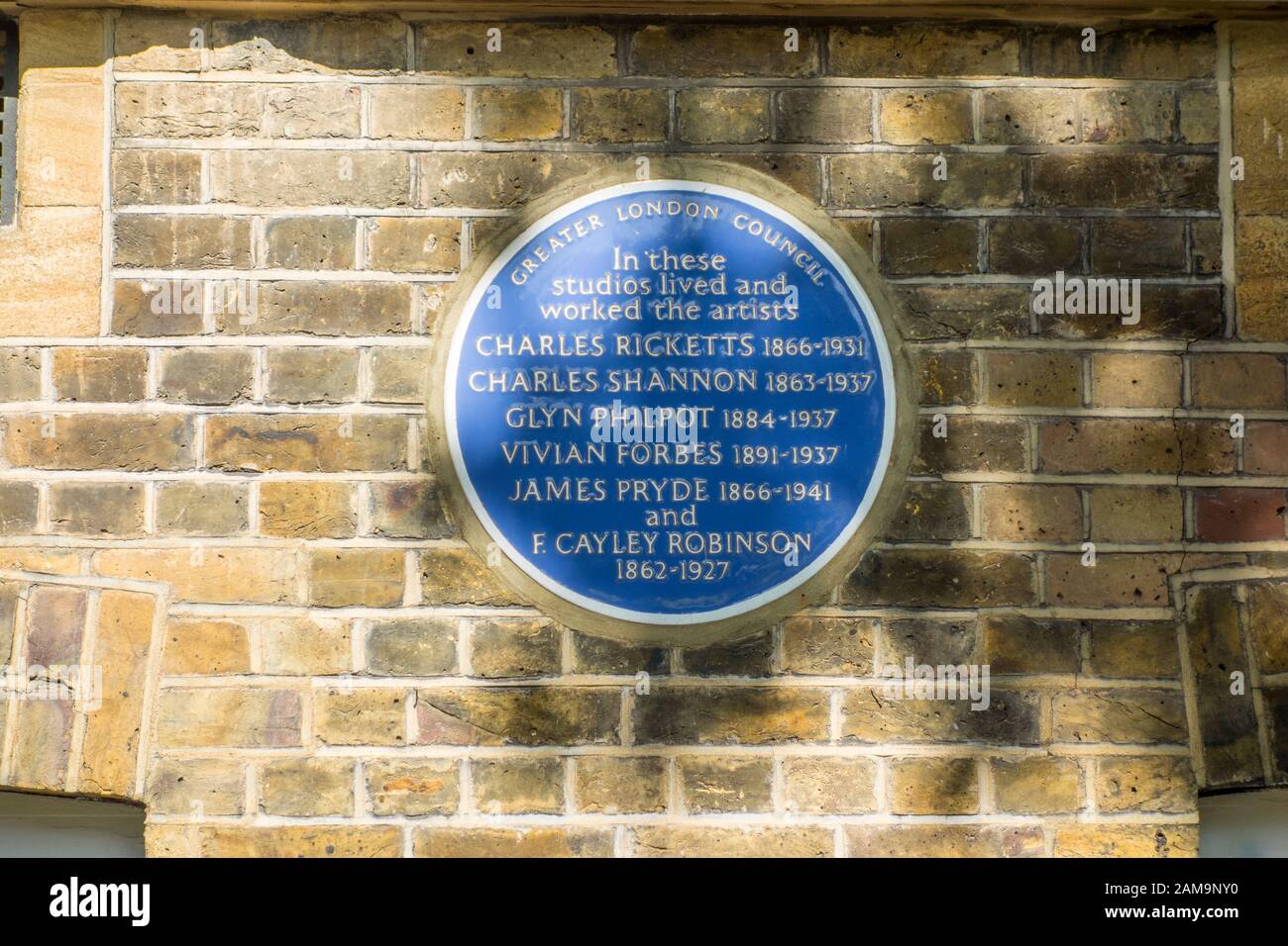 Blue Plaque on Lansdowne House, Holland Park by architect William Flockhart. London, UK Stock Photo