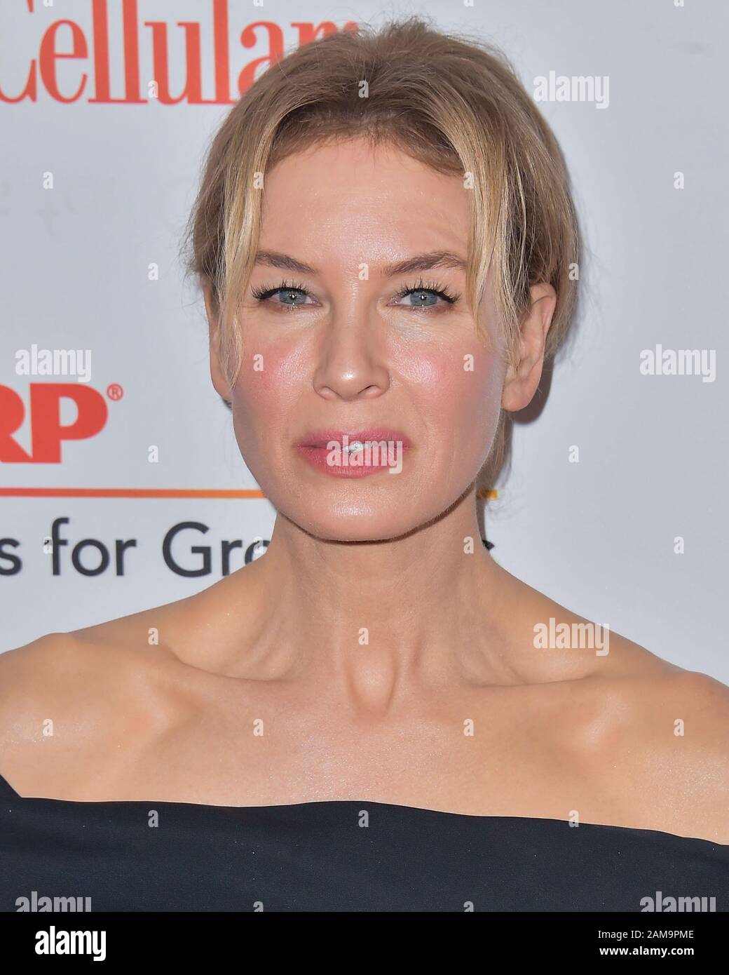 Beverly Hills, United States. 11th Jan, 2020. BEVERLY HILLS, LOS ANGELES, CALIFORNIA, USA - JANUARY 11: Renee Zellweger arrives at AARP The Magazine's 19th Annual Movies For Grownups Awards held at The Beverly Wilshire Four Seasons Hotel on January 11, 2020 in Beverly Hills, Los Angeles, California, United States. ( Credit: Image Press Agency/Alamy Live News Stock Photo