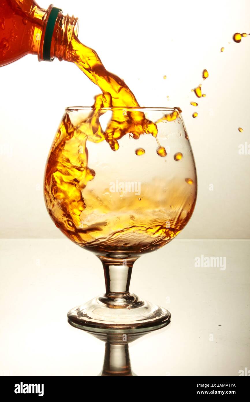 Splash photography hi-res stock photography and images - Alamy