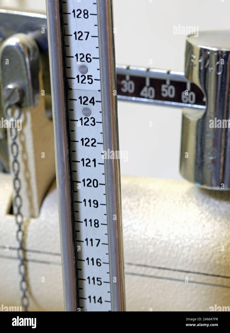 Medical Weighing Scale With Height Meter