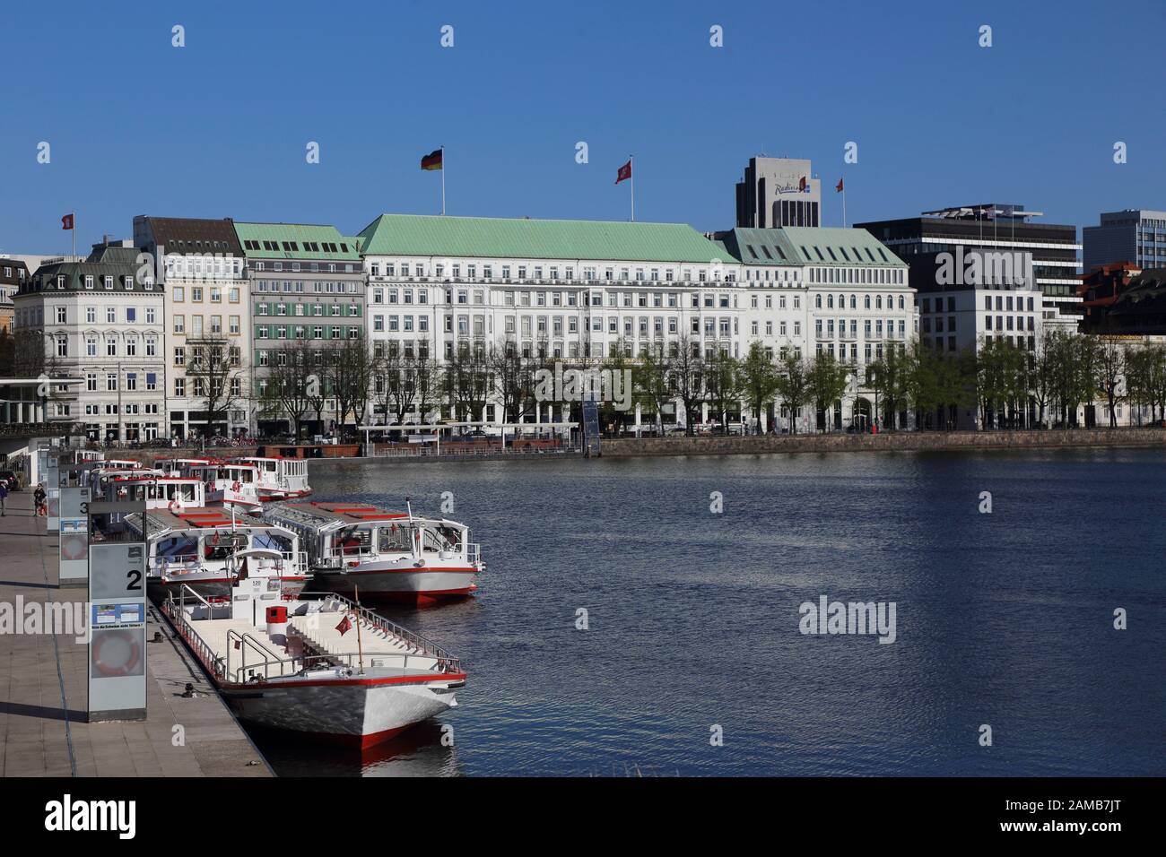 Hotel four seasons hamburg germany hi-res stock photography and images -  Page 2 - Alamy