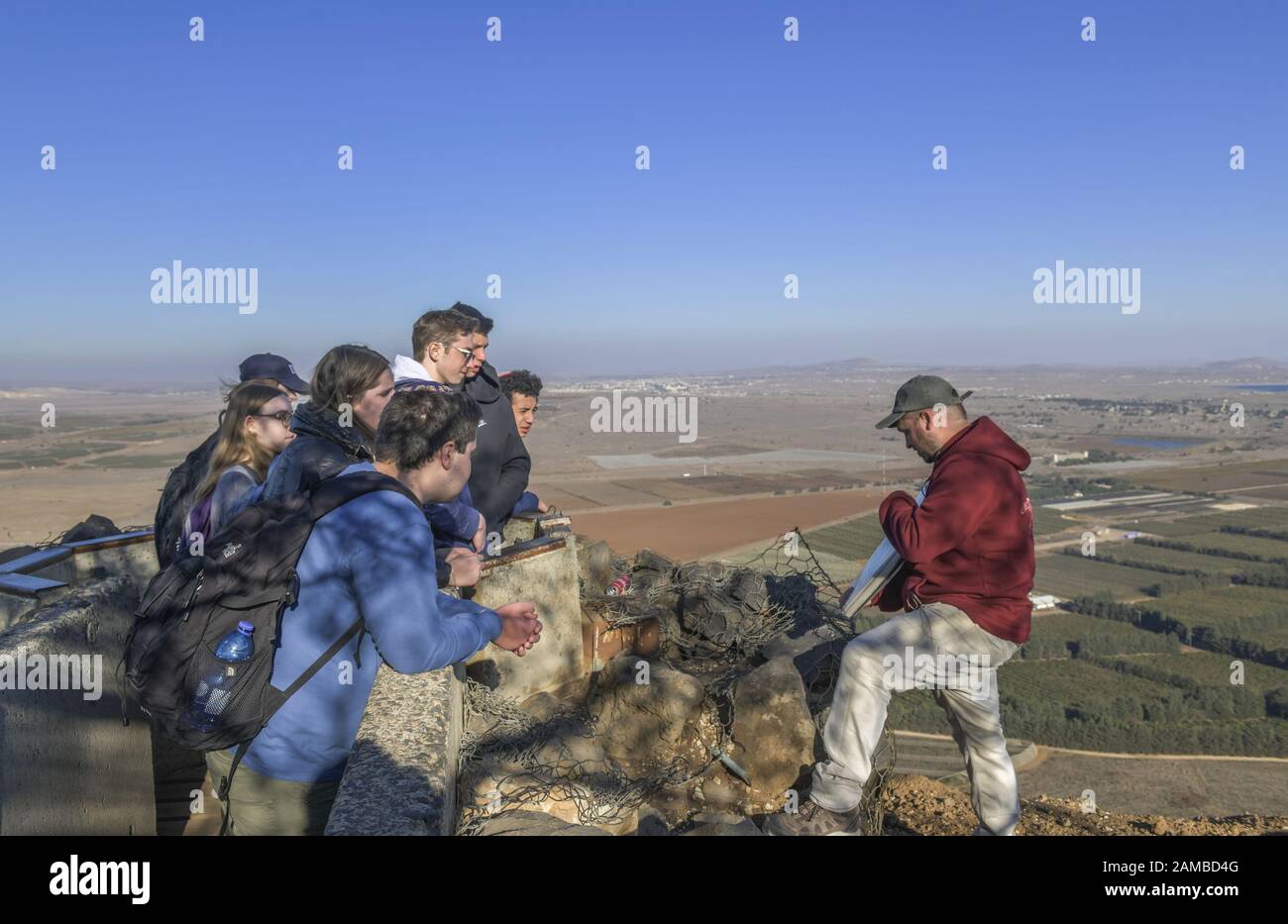 Besucher auf dem Aussichtspunkt Mount Bental, Golanhöhen, Israel Stock Photo