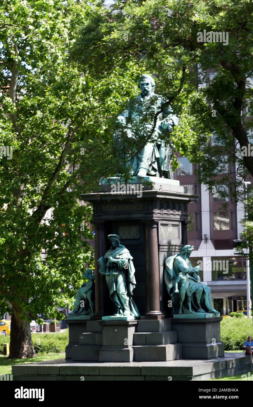 Budapest statue monument Hugary Stock Photo Alamy