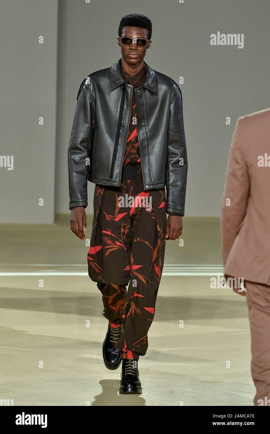 Louis Vuitton Fall Winter 2020-21 Men Fashion Show