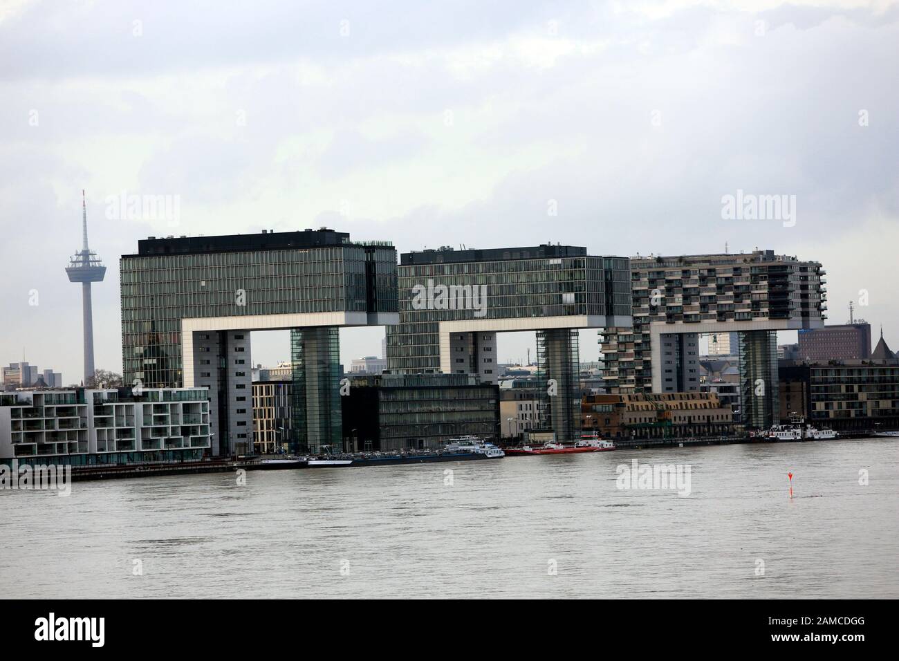 Hochwasser rheinhochwasser hi-res stock photography and images - Alamy