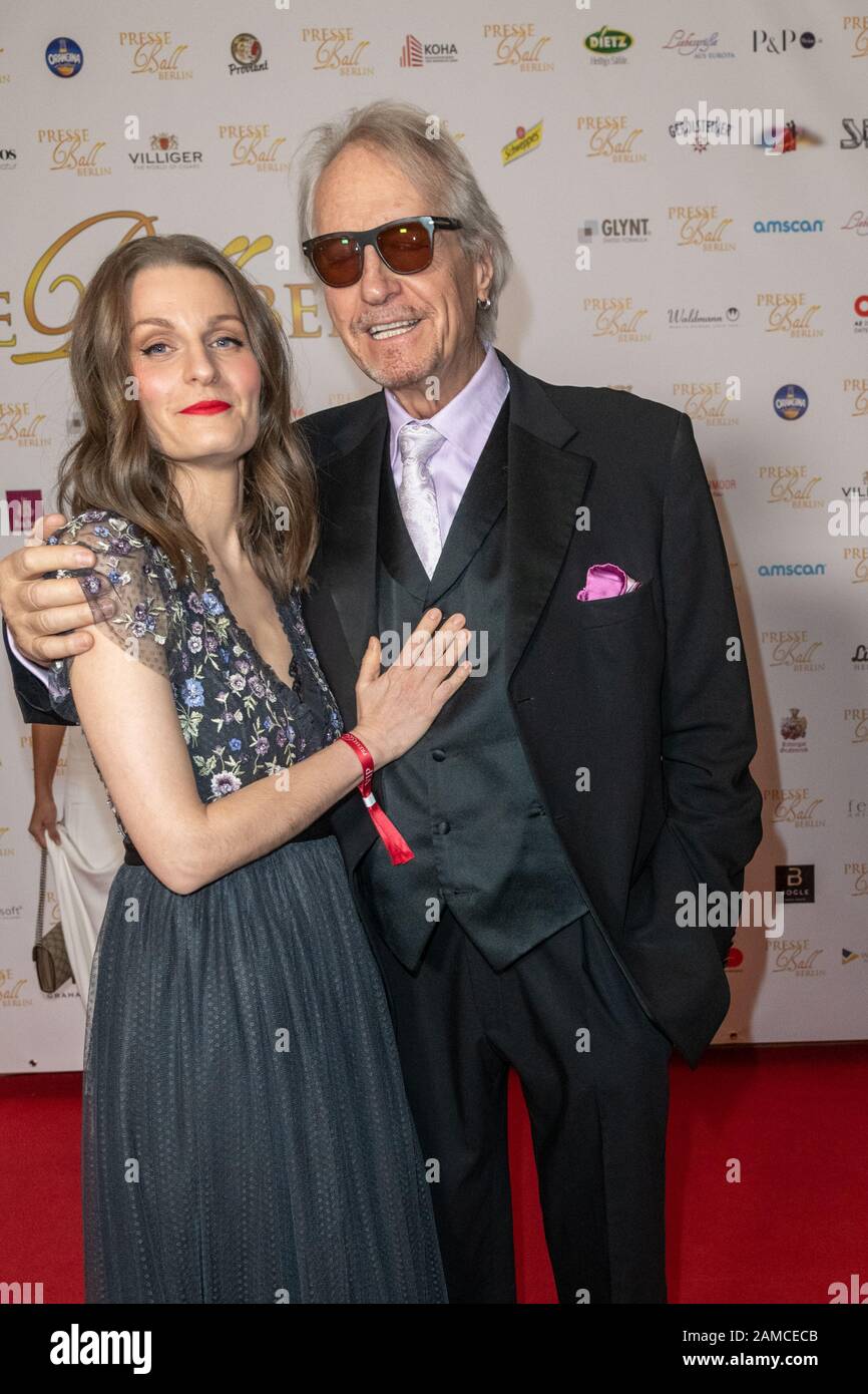 Reiner Schoene mit Ehefrau Anja Schoene, beim 120. Presseball Berlin im Maritim Hotel. Berlin, 11.01.2020 Stock Photo