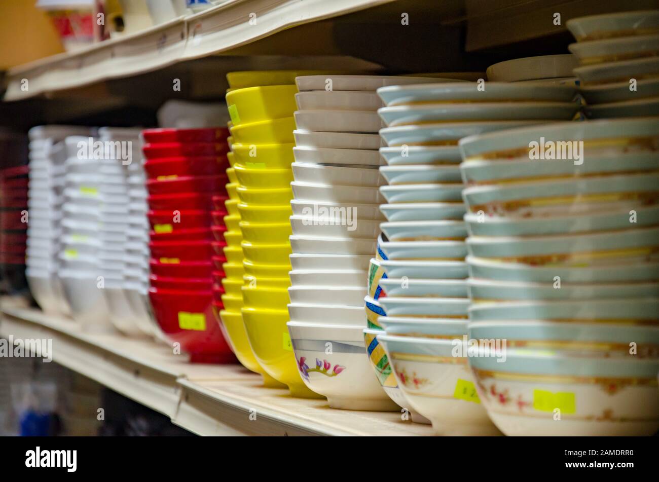 Melamine plastic bowls hi-res stock photography and images - Alamy
