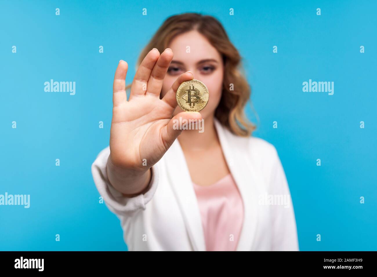 Hold coin hi-res stock photography and images - Alamy