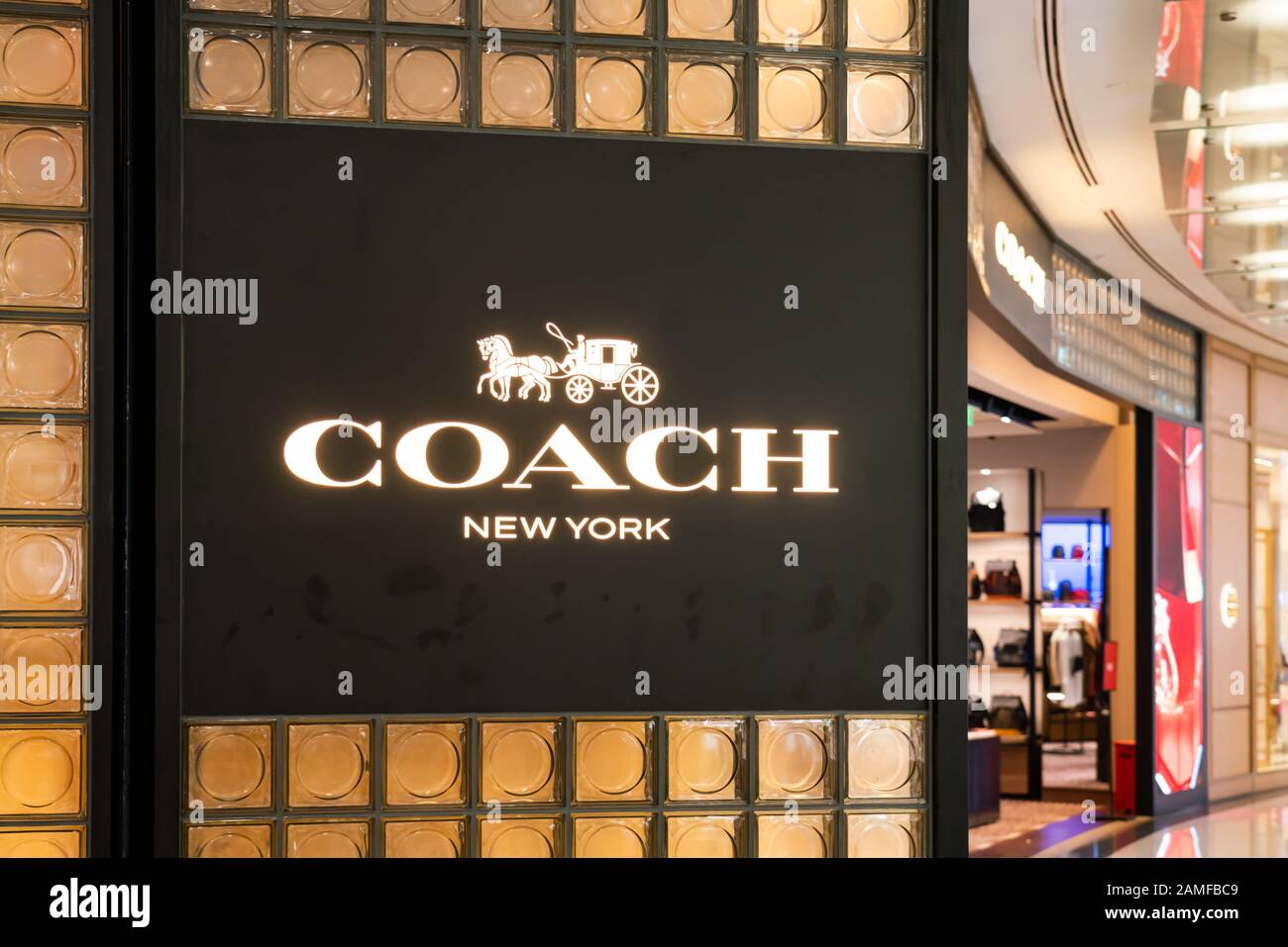 Logotipo De La Tienda Coach Coach Text Effect And Logo Design Brand