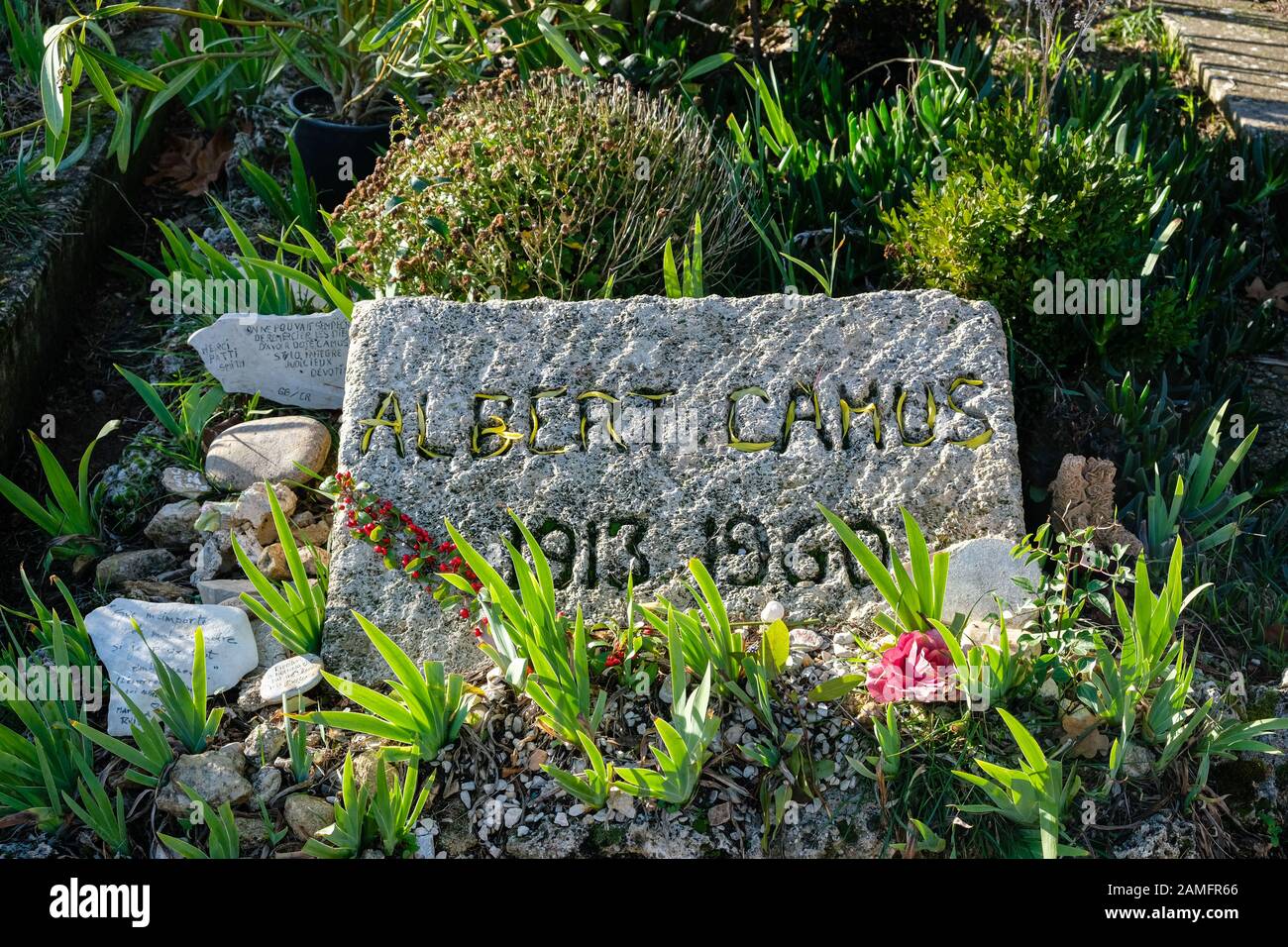 December 28, 2019, Lourmarin, Vaucluse, Lubéron, Provence-Alpes-Côte d'Azur, France. Tomb of the French writer Albert Camus Stock Photo